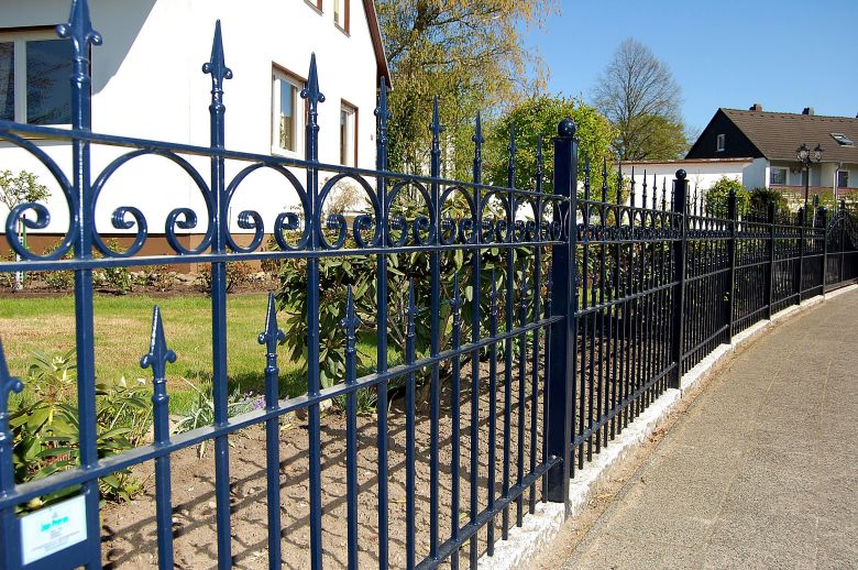 Reinhard Petersen GmbH - Haus & Hof - Schmuckzäune