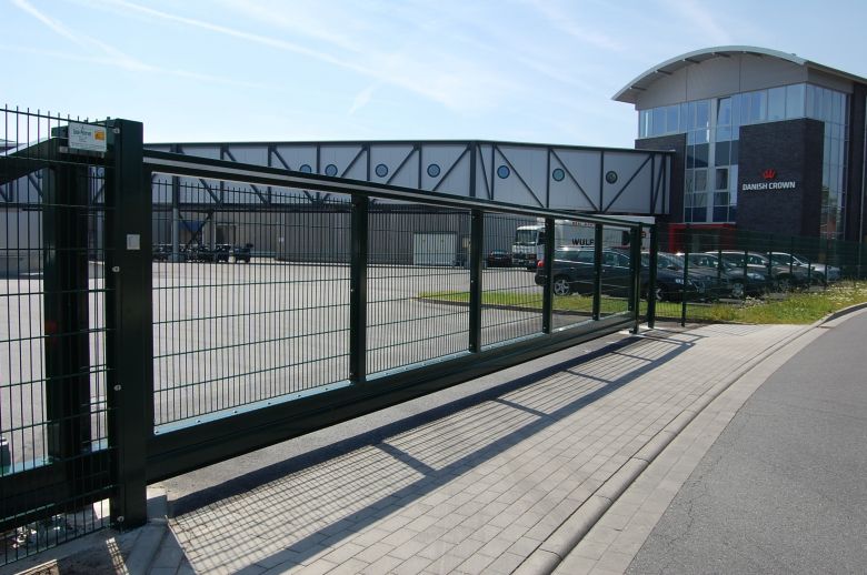 Reinhard Petersen GmbH - Industrie, Gewerbe & Kommune - Toranlagen